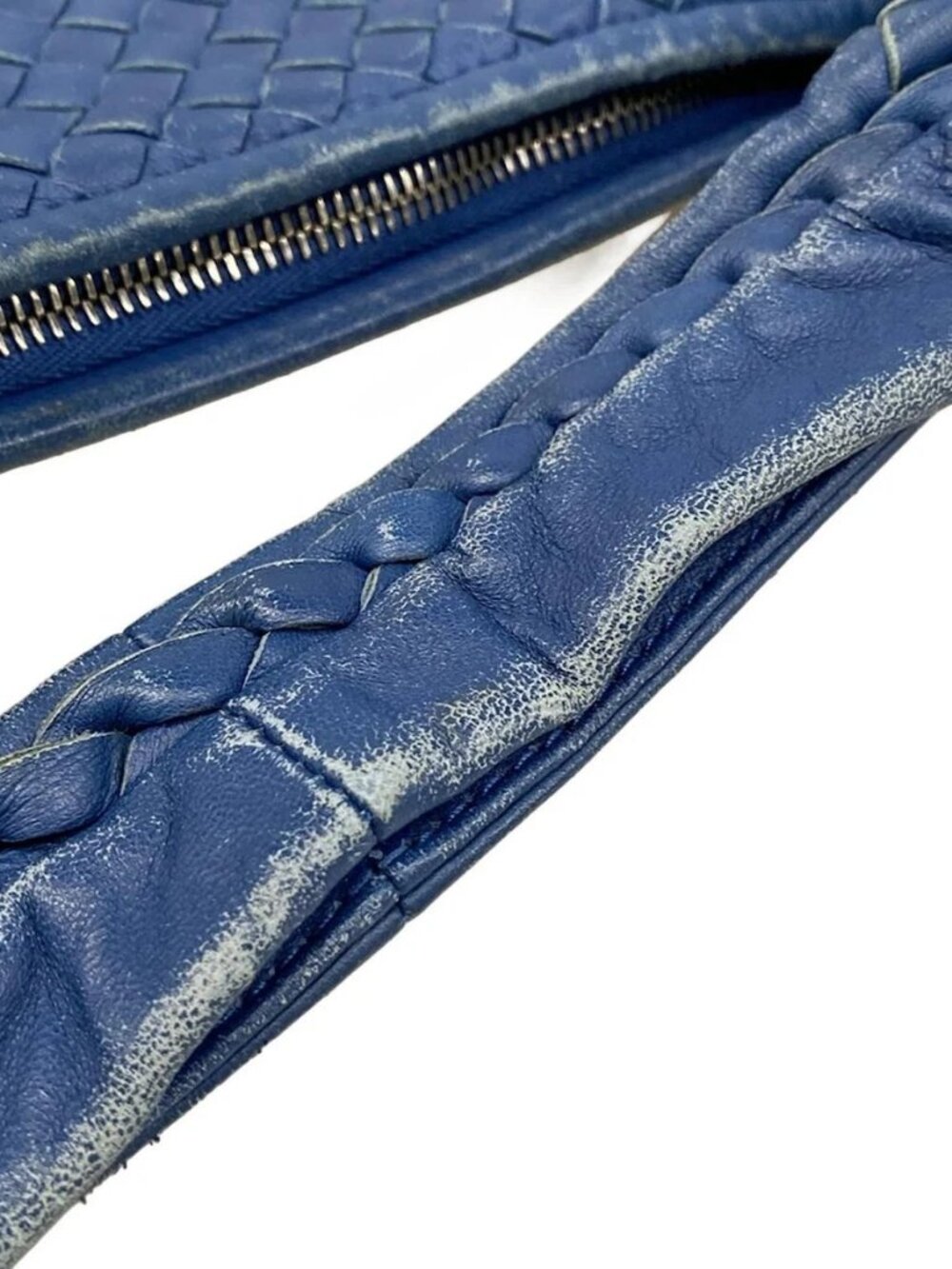 BOTTEGA VENETA Intrecciato Blue Leather B********* Handbag - Picture 9 of 15